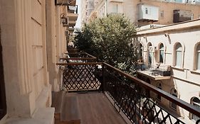 Dionis Hotel